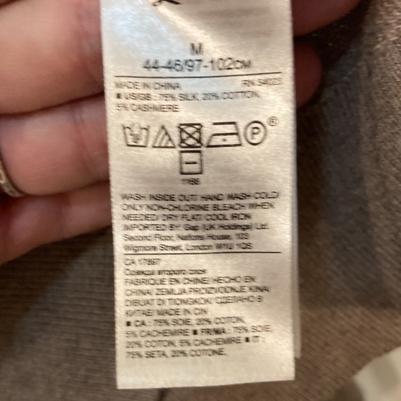 Cashmere BANANA REPUBLIC LUXURY BLEND SWEATER CASHMERE SILK BLEND. - Picture 6 of 8